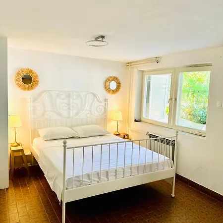 House Marea-newly Renovated 100m From The Sea Apartament *