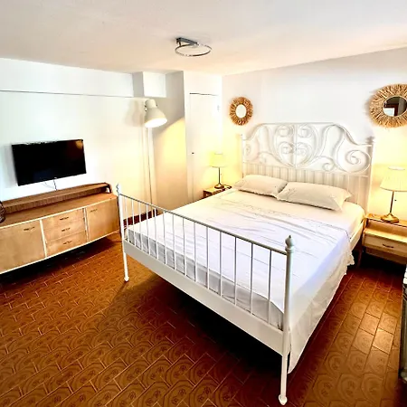 Apartament House Marea-newly Renovated 100m From The Sea *